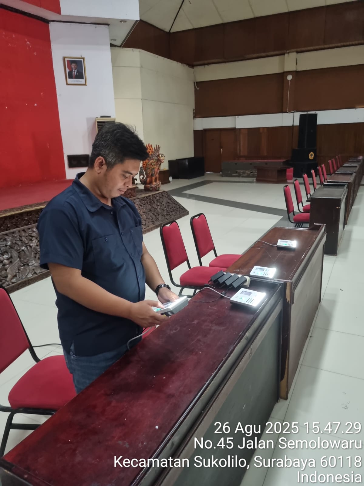 DSI Untag Surabaya Dukung PKKMB 2025 dengan Fingerprint Absensi